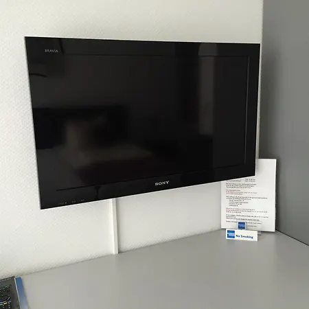 Wincent Gmbh 3* זינסהיים